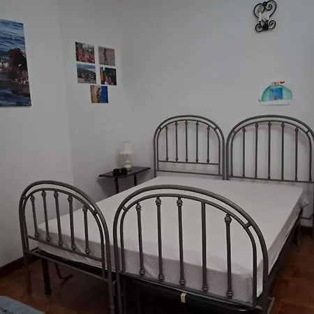 The Moon Over The Sea Apartment